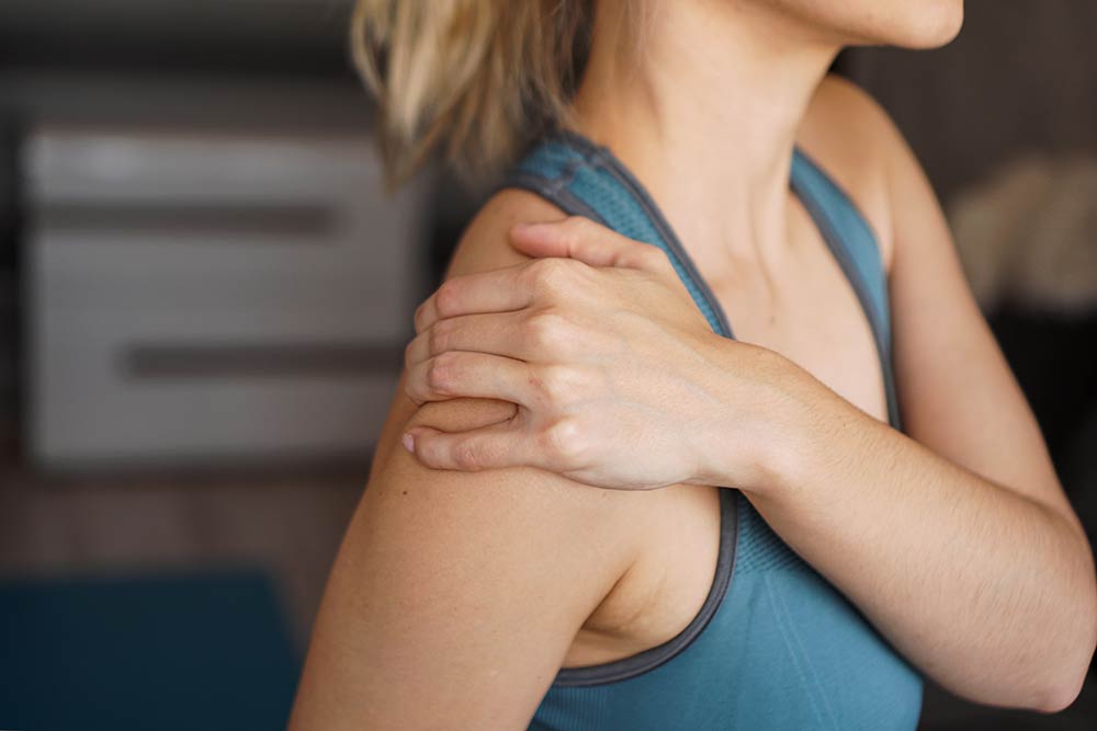 Tendinitis del tríceps: el codo del levantador de pesas