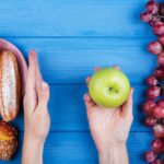 ¿Puede una dieta baja en carbohidratos ayudar o dificultar su rendimiento?